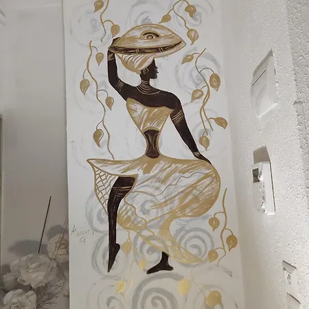 Suite Capurso Bari - Jacuzzi Privata &Giardino 住宿加早餐酒店 3*