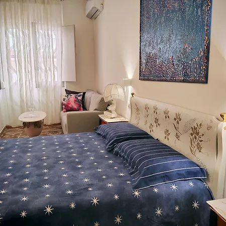 Suite Capurso Bari - Jacuzzi Privata &Giardino 3*