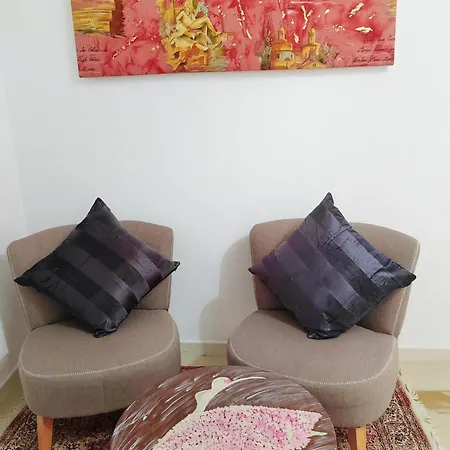 Suite Capurso Bari - Jacuzzi Privata &Giardino Panzió 3*