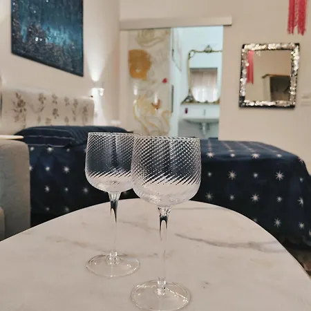 Suite Capurso Bari Jacuzzi E Parking לינה וארוחת בוקר 4*